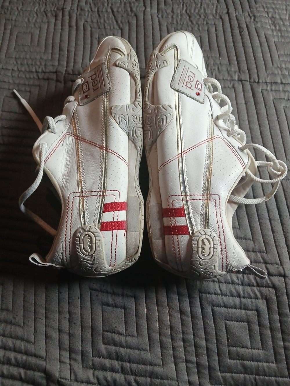Women's Red White Ecko Red Rhino Lace-Up Athletic Sneakers.  Size 10. - Picture 3 of 15